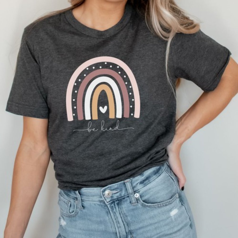 Be Kind Graphic Tee